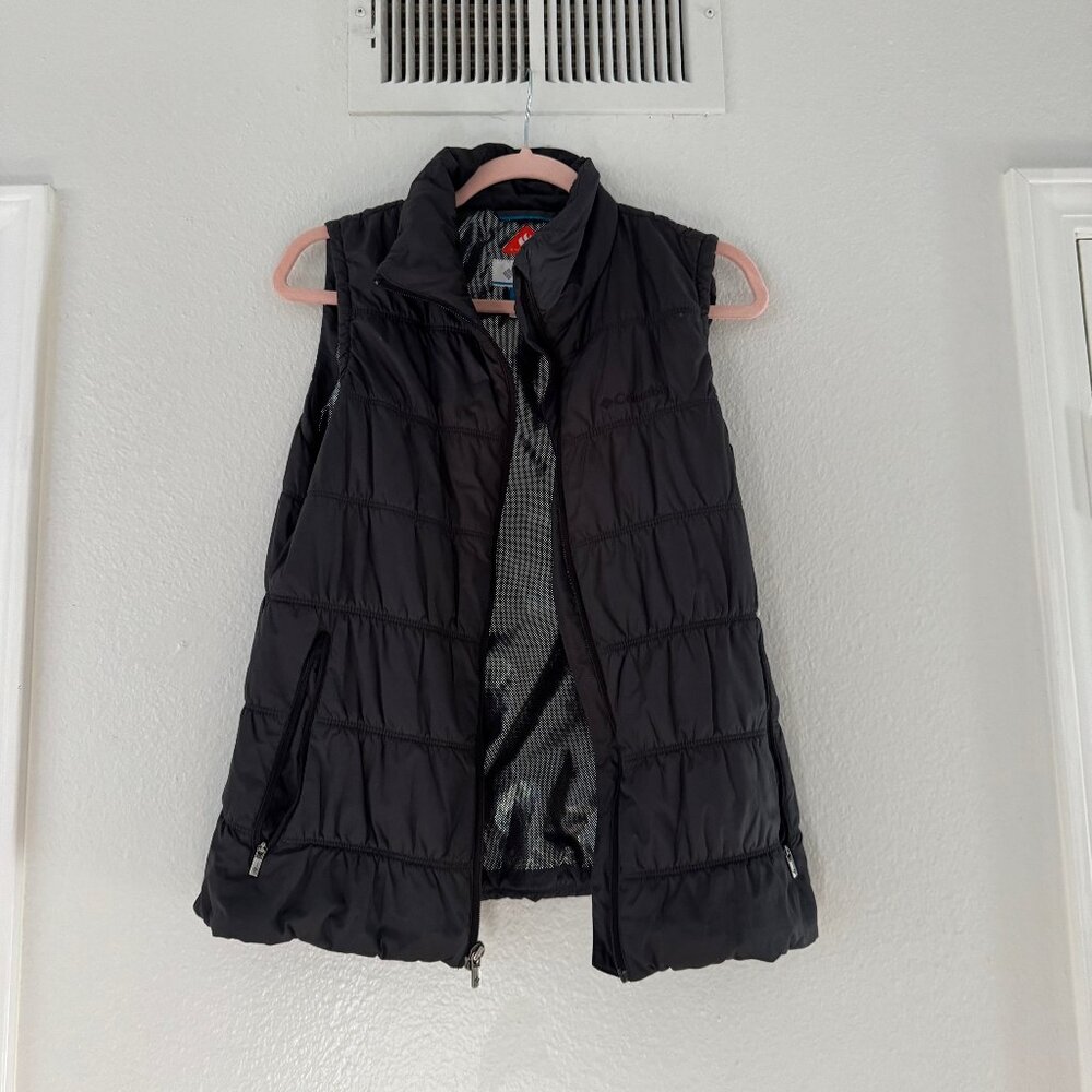 Columbia Black Puffer Vest – Size M